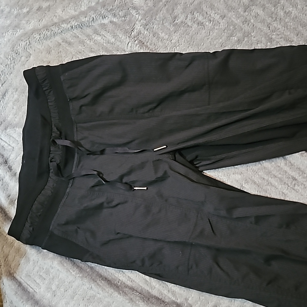 COPY - Black lululemon studio pants cropped barley worn. Excellent  condition